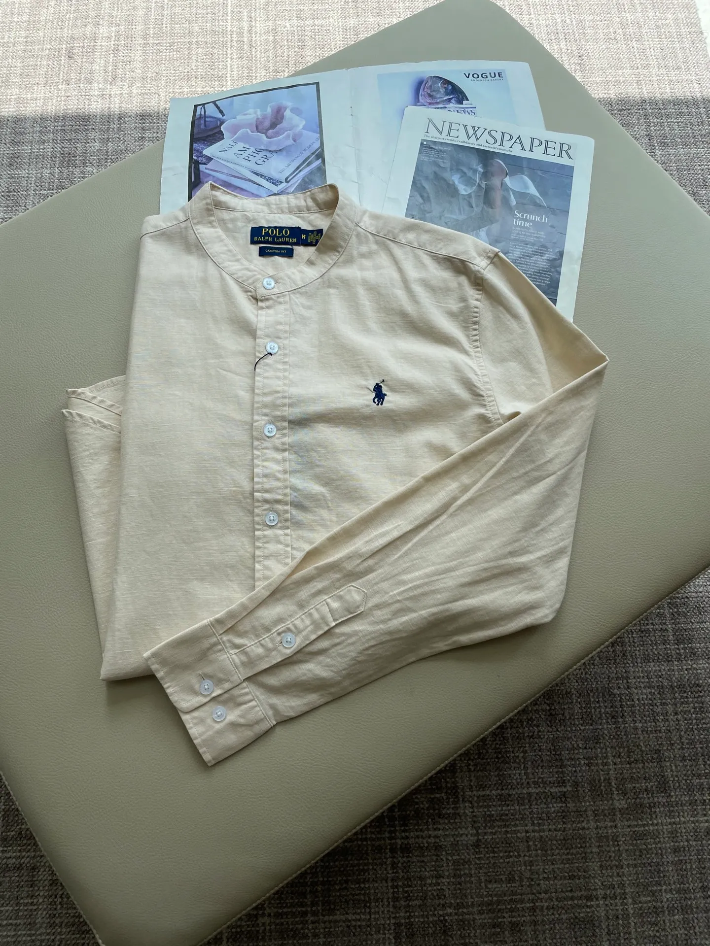 P220 🌸🌸🌸 POLO Ralph Lauren [High Quality] Classic shirt! The classic casual shirt made of pure cotton and linen has a unique design. It has a simple, clean and classic silhouette. It is a versatile style that can be switched at will. The fabric feels soft and delicate, highly breathable, and is close to the skin and comfortable to wear. It can be worn alone as an inner layer. Its versatile performance is beyond your imagination! The upper body of the ready-to-wear is simple and classic yet elegant! Size:M-XXL